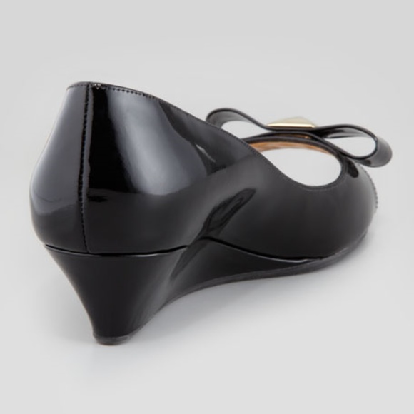 Kate Spade Black Bow Wedge - Picture 3 of 3